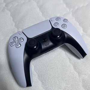 플스5 듀얼센스 팔아여