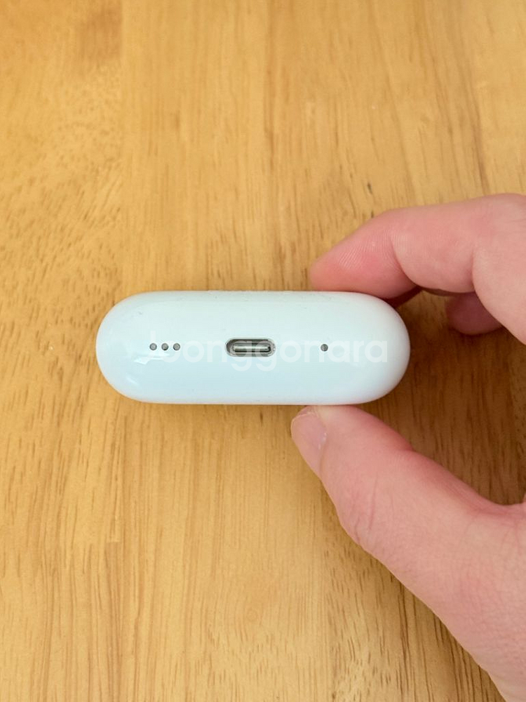 애플 에어팟 프로 2세대 USB-C타입 판매 합니다.--4