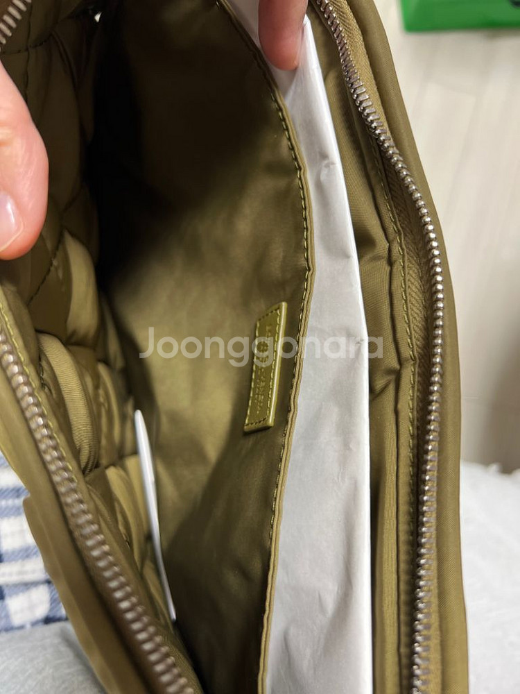 보테가베네타 나일론 카세트 클러치--4