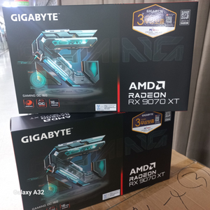 GIGABYTE RX9070 XT GAMING OC