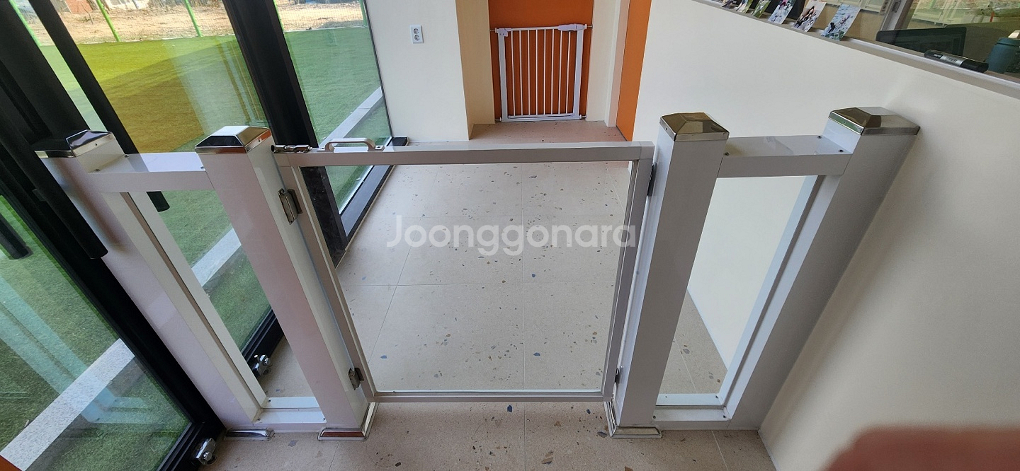 반려견 안전문 판매합니다.--1