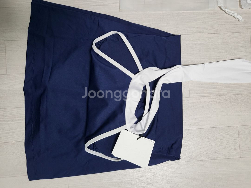 레페르 미뇽스윔수트 아그넬--1