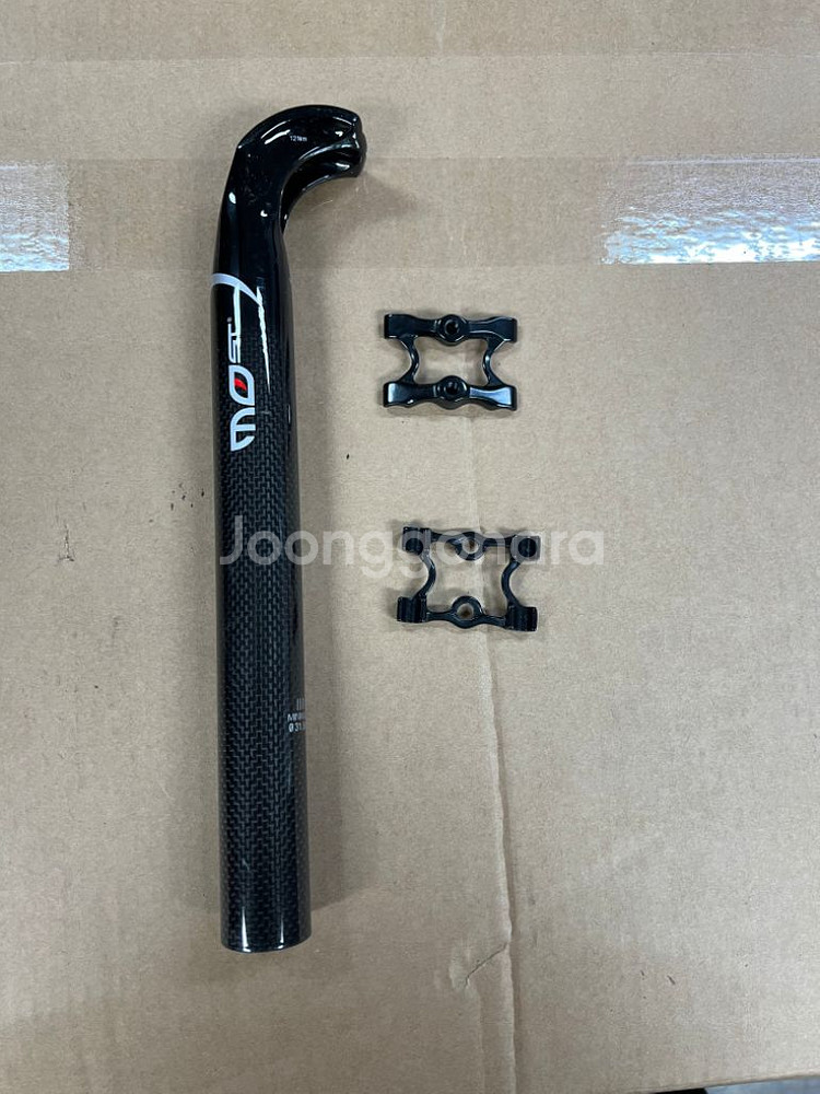 피나렐로 모스트 원형 싯포스트(카본, 알루) 팝니다--2