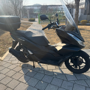 혼다 pcx125 21년 abs 멧블랙컬러 판매합니다