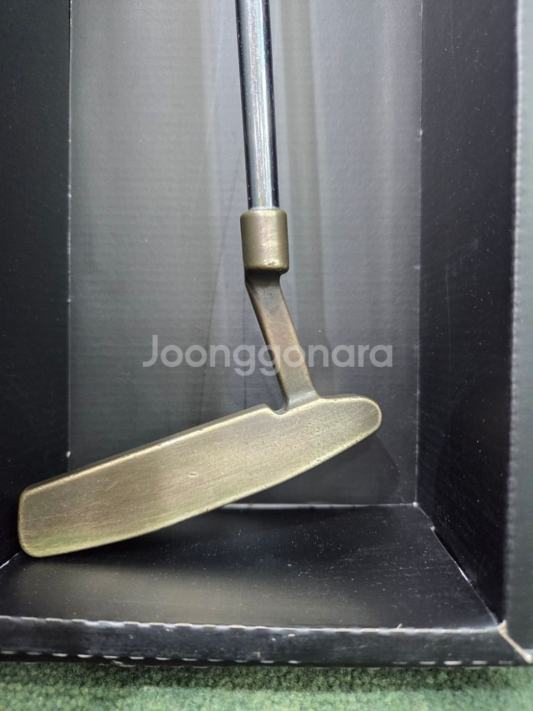 핑 앤써 엔틱 76년 출시된 퍼터 팝니다.--1