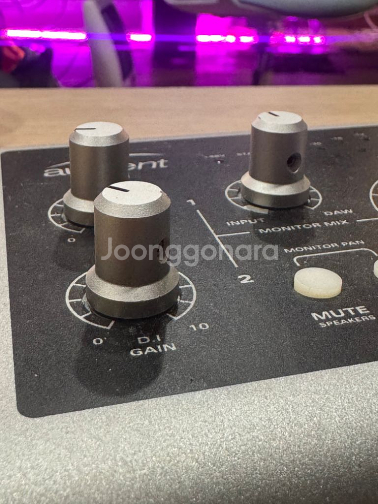 오디언트 iD4 mk1 팝니다--3