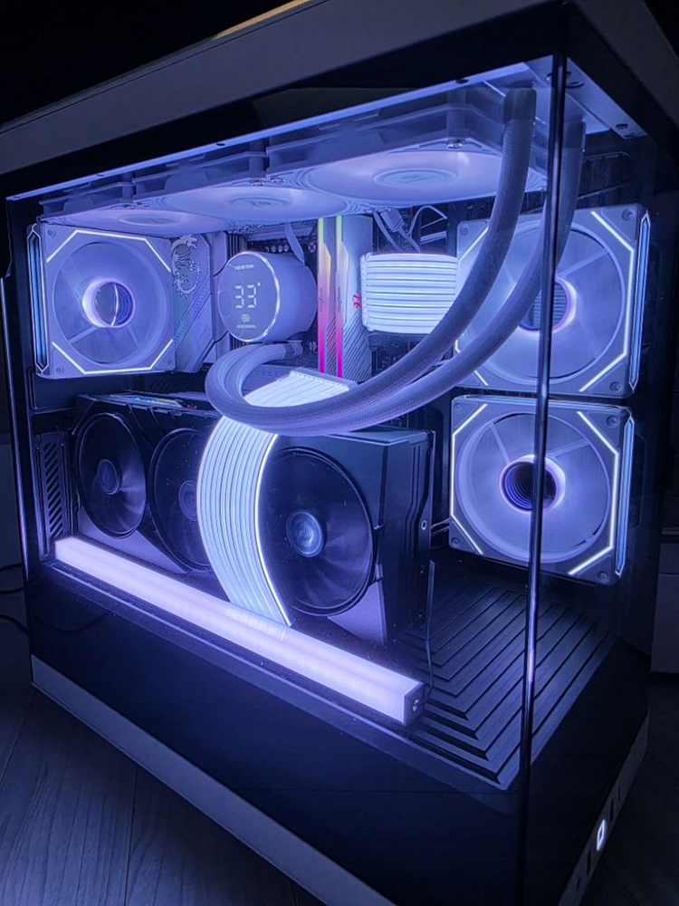 9800X3D RTX4080슈퍼 본체 팝니다 이미지