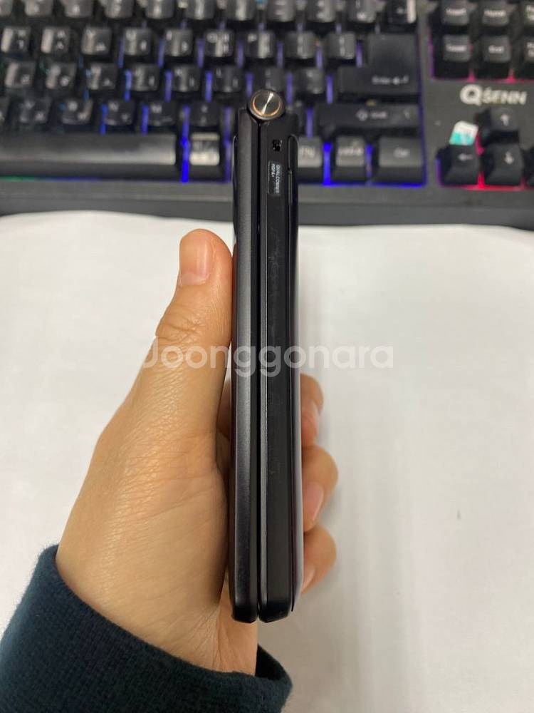 KT 갤럭시폴더2 블랙 A급 16G 삼성폴던폰--5