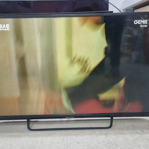 스마트라 50인치 TV UHD 500D 팝니다