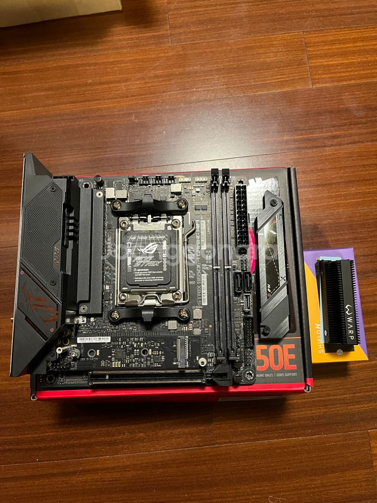 Asus 아수스 b650E-i itx 메인보드--2