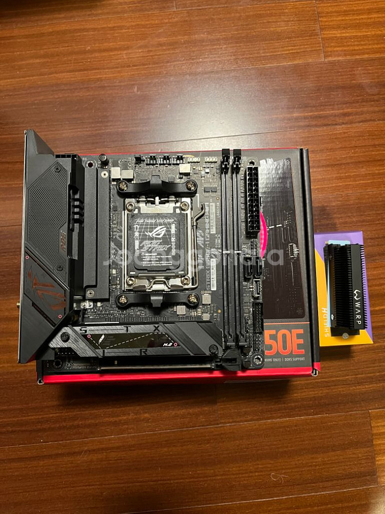 Asus 아수스 b650E-i itx 메인보드--3