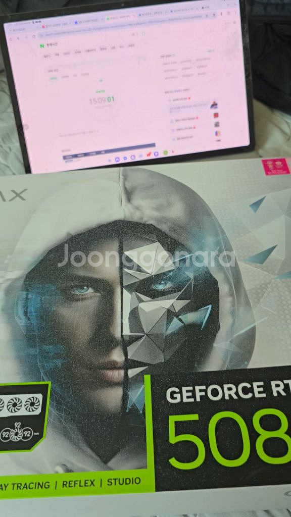 지포스 RTX 5080 WHITE OC 팝니다--3