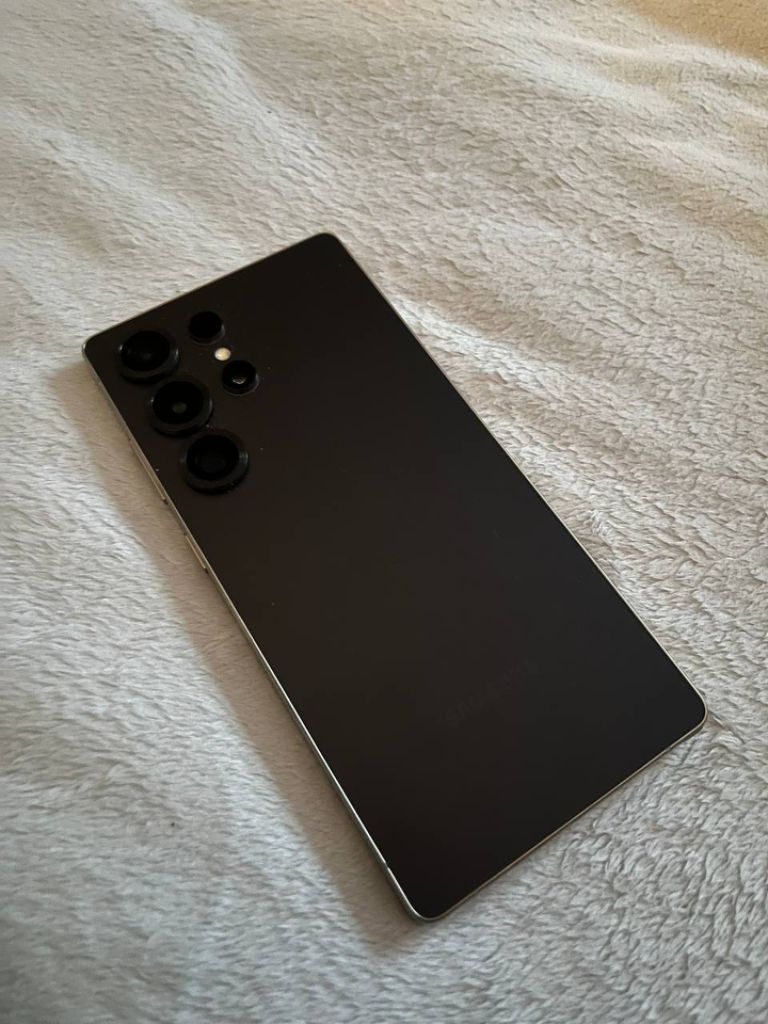 갤럭시 S25 울트라 블랙 256GB 실사용 18일