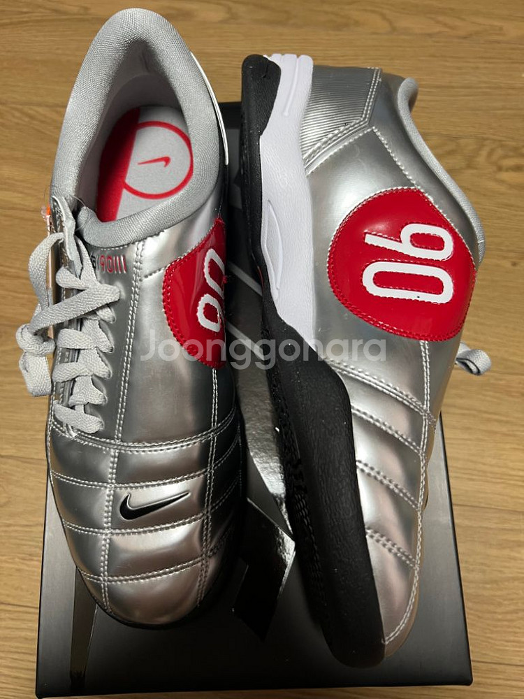 [265] 나이키 토탈 90 인도어 실버--2