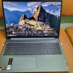 레노버 IdeaPad Slim 3 16ABR8노트북