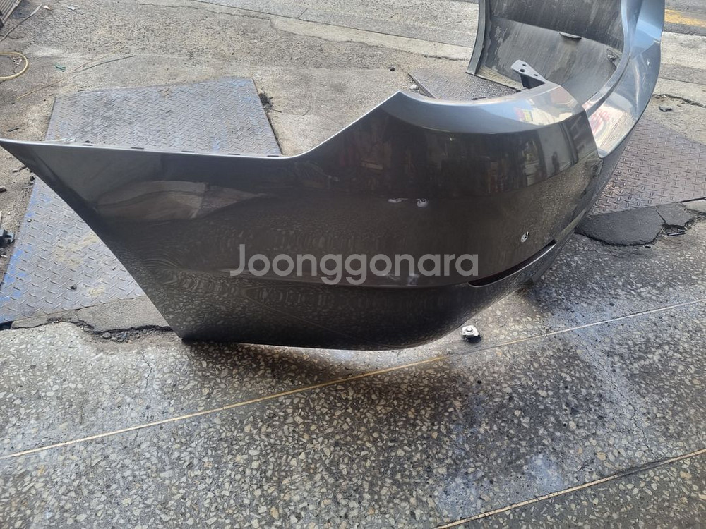 bmw520d 중고후범퍼.전기형--2