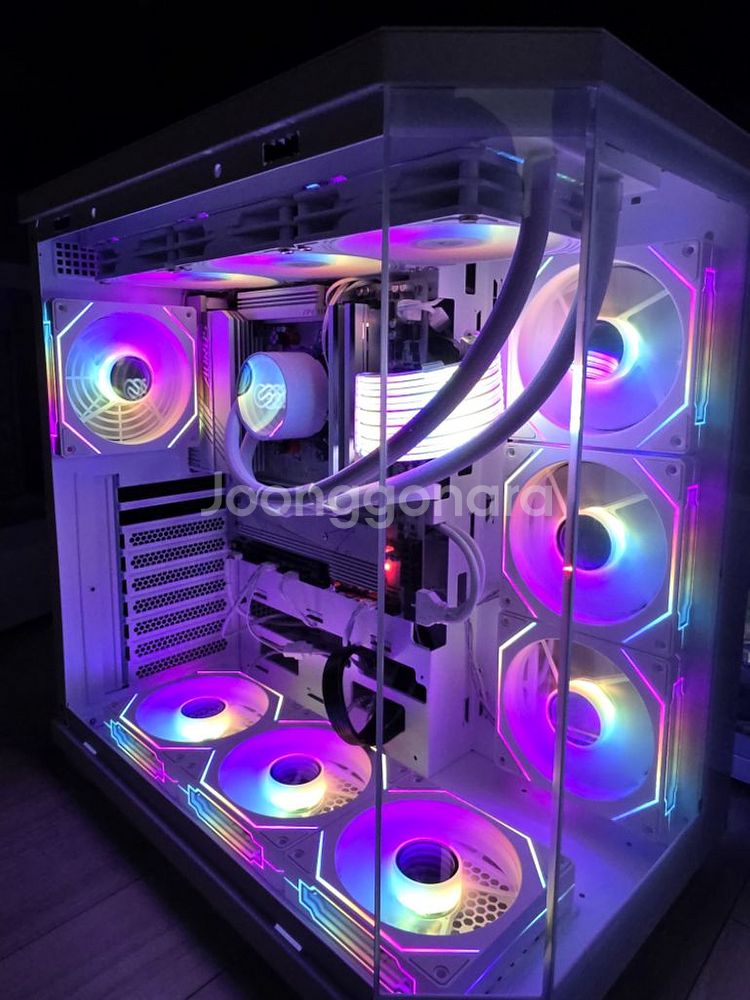 라이젠9 7950X3D RTX5080 고사양본체--1