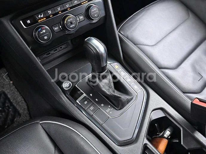 @19년식 티구안(2세대) 2.0 TDI 프레스티지--8