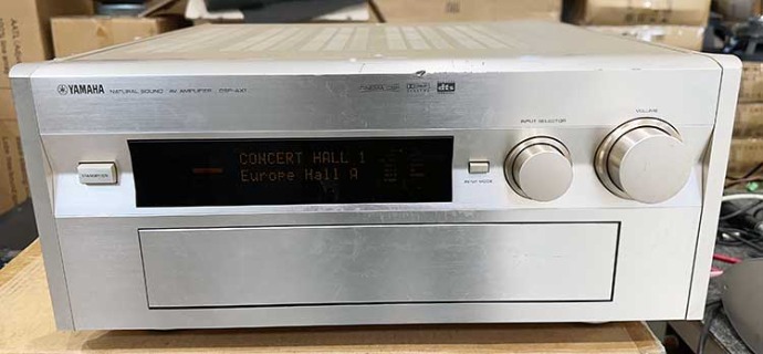 Yamaha AV리시버 DSP-AX1