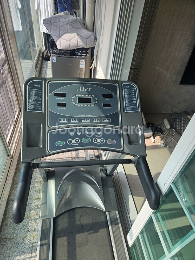 알렉스 런닝머신팝니다--2
