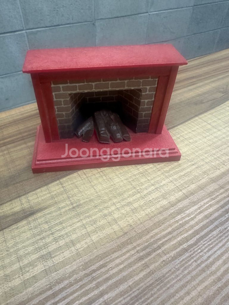 실바니안 올드 벽난로--1