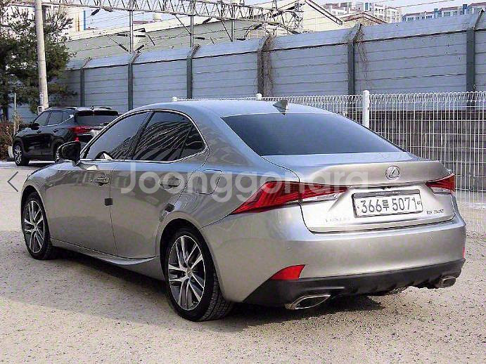 @20년식 IS(3세대) 300 슈프림 전국최저가격--2