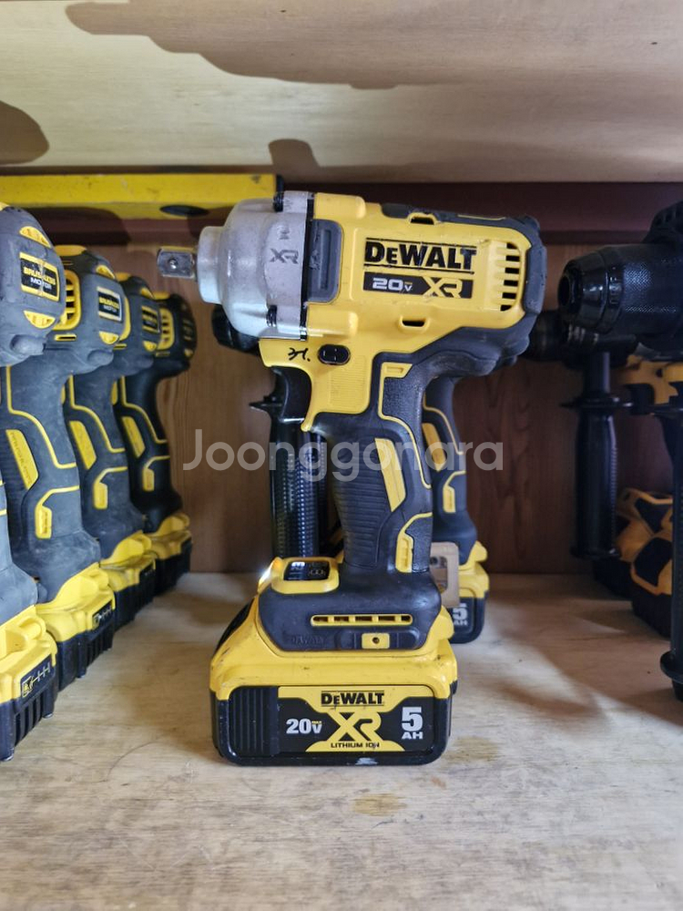 디월트충전임팩렌치DCF892 미드토크 속도조절. 3-1--6