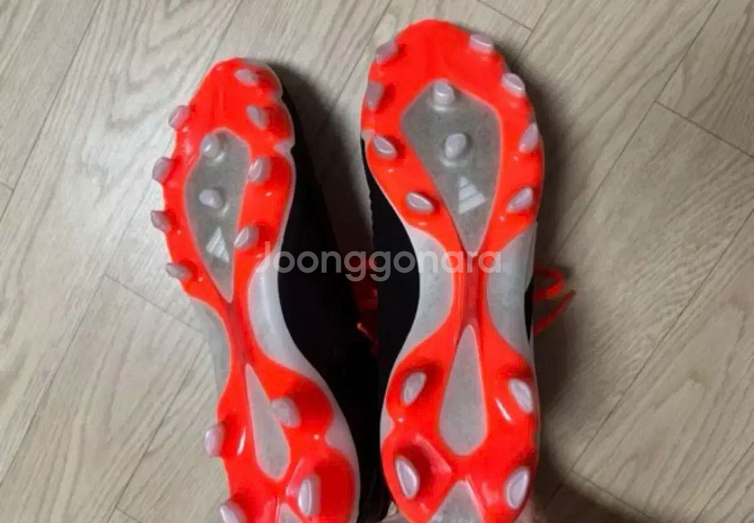 아디다스 PREDATOR PRO MG 축구화 새상품급--6