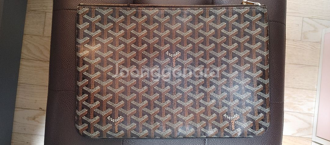 고야드 클러치 세나 MM 사이즈--1