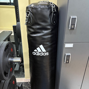 아디다스 헤비 샌드백