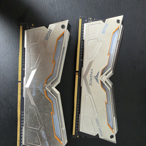 팀그룹 티포스 램 16GB ddr4 3200 cl14