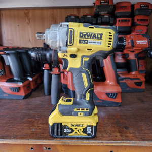 디월트충전임팩렌치 DCF894 미드토크 속도조절 A1번