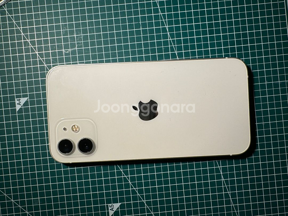 아이폰 12 화이트 64기가--6