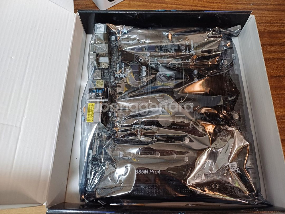 ASRock B85M Pro4 메인보드 외--1