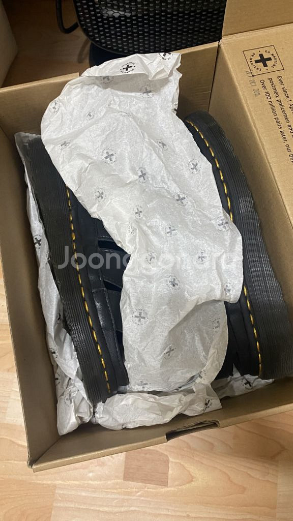 닥터마틴 클라리사 2 블랙 uk4 230--3