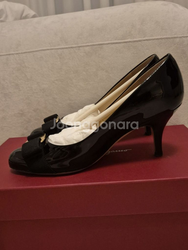 페라가모 바라 구두 5사이즈 7cm--1