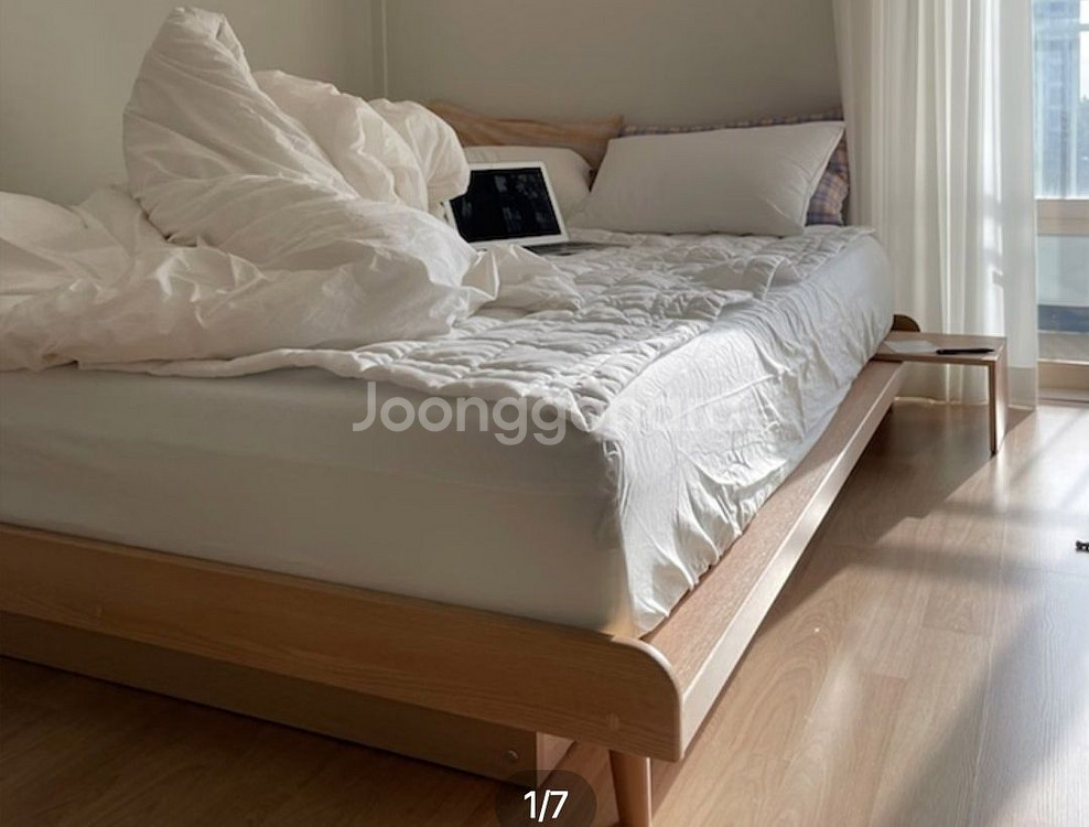 저상형 침대 프레임(협탁 포함)--2