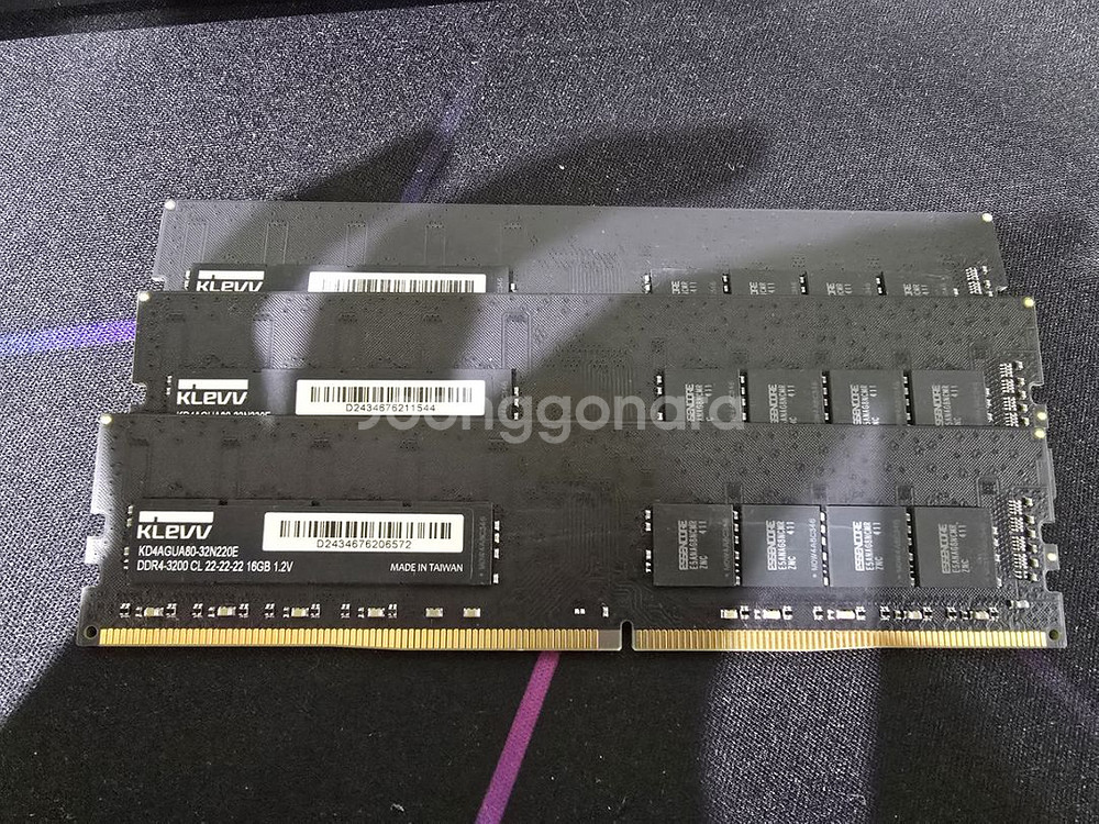 외산 램16g 팝니다!--1