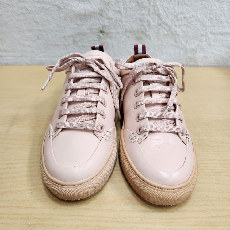 정품 발리 여성 가죽 스니커즈 운동화 37.5--2