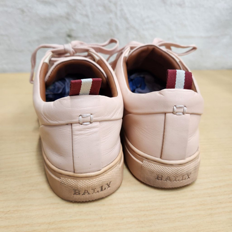 정품 발리 여성 가죽 스니커즈 운동화 37.5--4