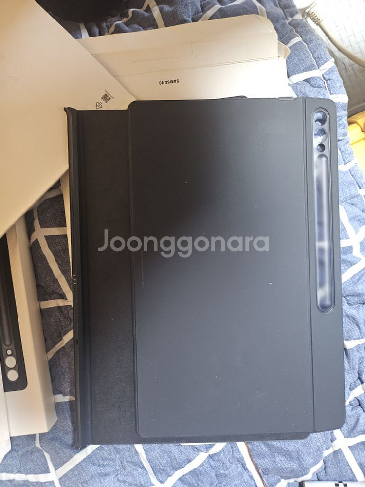 갤럭시탭 s9.s10울트라 정품키보드+일반커버 팝니다--3