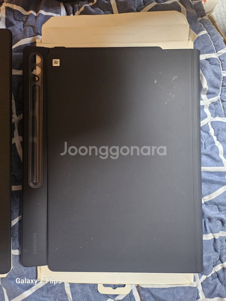 갤럭시탭 s9.s10울트라 정품키보드+일반커버 팝니다--5