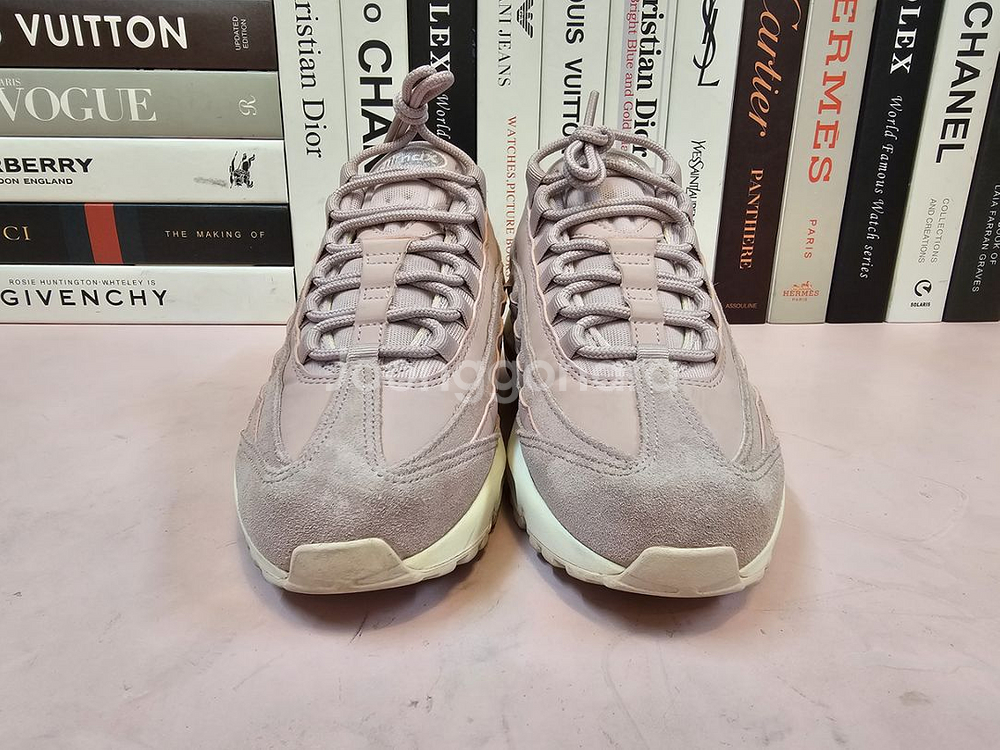 나이키 맥스95 여성 런닝화 운동화 240--1