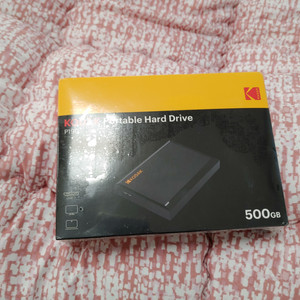 500기가 휴대용 ssd ㅡ 미개봉 새제품