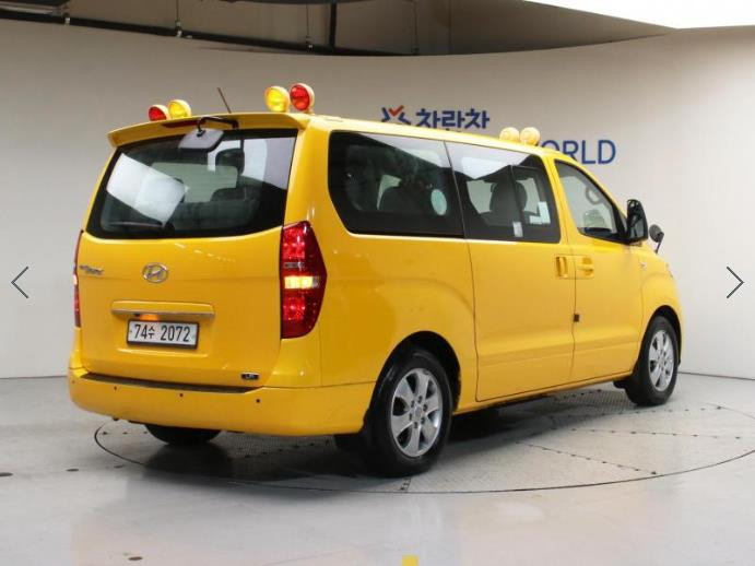 @18년식 더 뉴그랜드스타렉스 어린이보호차 12인승--1