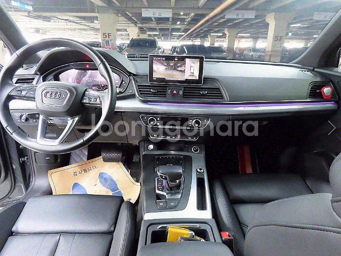@20년식 Q5(2세대) 40 TDI 콰트로 프리미엄--6