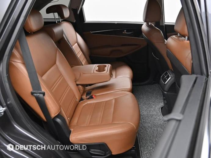 @17년식 더 뉴쏘렌토 가솔린 2.0 2WD 노블레스--7