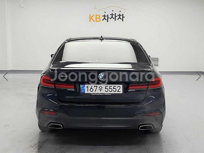 @18년식 5시리즈(7세대) 520d xDrive M--2