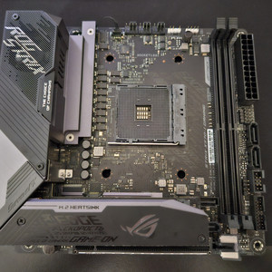 asus rog strix x570i gaming