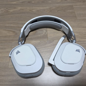 커세어 HS80 RGB WIRELESS
